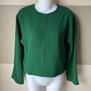 J. Crew 365 Women’s Size 0 Green Crepe Crop Top Blouse 3/4 Sleeve Keyhole Neck